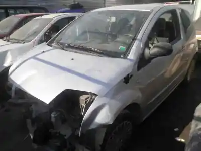 Veículo de Sucata citroen c2 (jm_) 1.4 do ano 2004 alimentado kfv