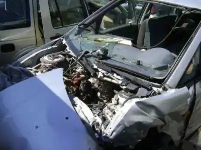 Veículo de Sucata mazda premacy (cp) 2.0 turbodiesel do ano 2000 alimentado rf3f