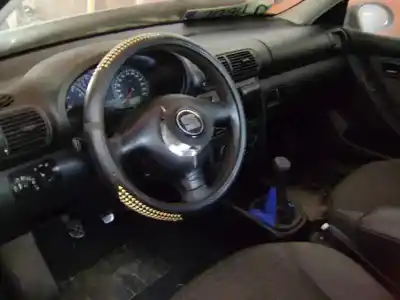 Здавання транспортного засобу seat toledo ii (1m2) 1.6 16v року 2000 потужний bcb