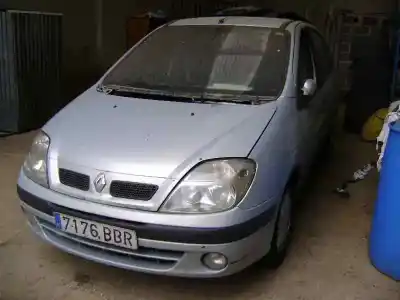Scrapping Vehicle renault scenic (ja..) 1.9 dci authentique of the year 2000 powered f9q732