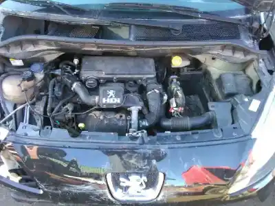 Veículo de Sucata peugeot 1007 1.4 hdi do ano 2006 alimentado 8hz