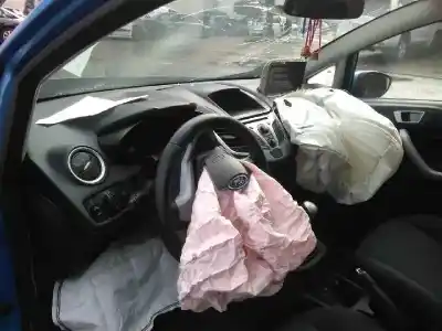 Veicolo di demolizione ford fiesta (cb1) trend dell'anno 2012 alimentato kvja