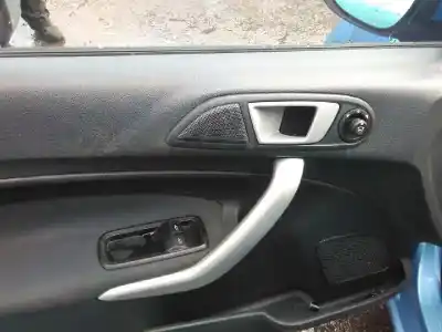 Veicolo di demolizione ford fiesta (cb1) trend dell'anno 2012 alimentato kvja