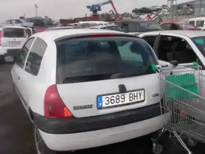 Vehicul casat renault clio ii fase i (b/cbo) 1.9 d alize al anului 2001 alimentat f8q