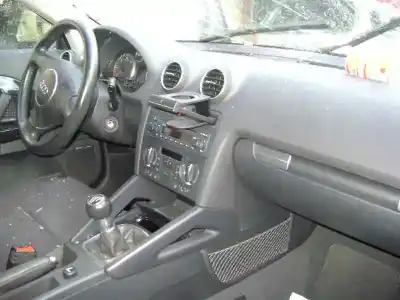 Scrapping Vehicle audi a3 (8p) 1.9 tdi ambiente of the year 2005 powered bkc