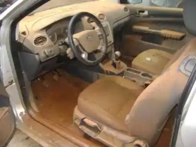 Veículo de Sucata ford focus berlina (cap) 1.6 tdci cat do ano 2005 alimentado hhda