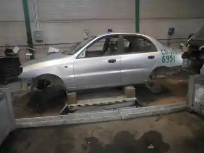 Veículo de Sucata daewoo lanos 1.5 cat do ano 1997 alimentado a15sms