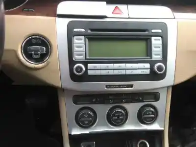 Scrapping Vehicle volkswagen passat variant (3c5) highline of the year 2007 powered bmr