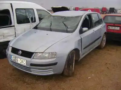 Veicolo di demolizione fiat stilo (192) 1.9 jtd cat dell'anno 2003 alimentato 192 a 1.000