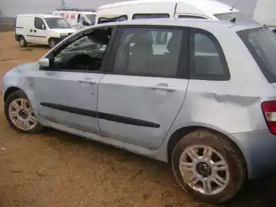 Veicolo di demolizione fiat stilo (192) 1.9 jtd cat dell'anno 2003 alimentato 192 a 1.000