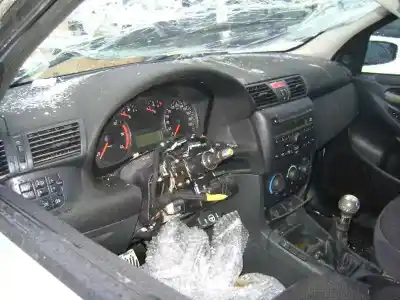 Veicolo di demolizione fiat stilo (192) 1.9 jtd cat dell'anno 2003 alimentato 192 a 1.000