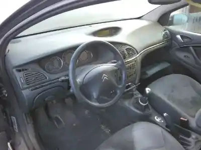 Veículo de Sucata citroen c5 berlina premier do ano 2005 alimentado 9hy