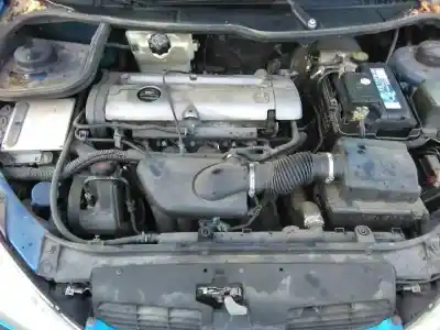 Veículo de Sucata peugeot 206 cc 2.0 16v cat do ano 2003 alimentado rfn