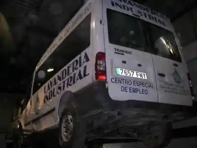 Veículo de Sucata ford transit caja cerrada ´06 ab25286 do ano 2007 alimentado qvfa