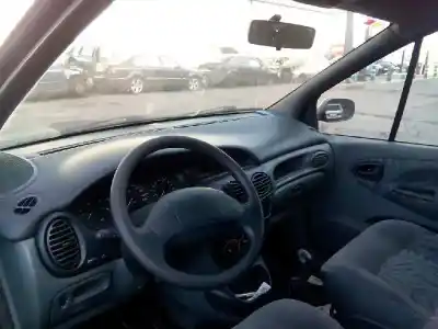 Здавання транспортного засобу renault megane i scenic (ja0) 1.9 turbodiesel року 1998 потужний f8q