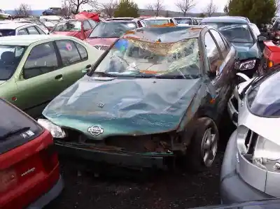 Véhicule à la ferraille nissan                                             almera (n16/e)                                                                                                                                                                                                                                             2.2 16v turbodiesel cat                                                                                                                                                                                                                                    de l'année 2002 alimenté yd22