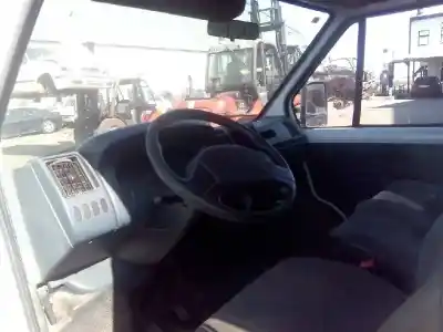 Veicolo di demolizione renault trafic 1.6 dell'anno 1996 alimentato j8s