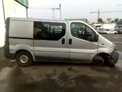 Scrapping Vehicle renault trafic combi (ab 4.01) 1.9 diesel of the year 2003 powered f9q u7