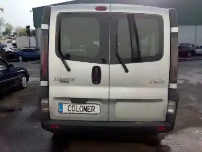 Scrapping Vehicle renault trafic combi (ab 4.01) 1.9 diesel of the year 2003 powered f9q u7