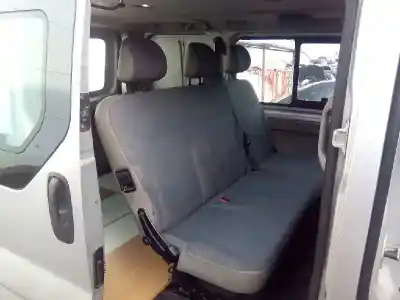 Scrapping Vehicle renault trafic combi (ab 4.01) 1.9 diesel of the year 2003 powered f9q u7