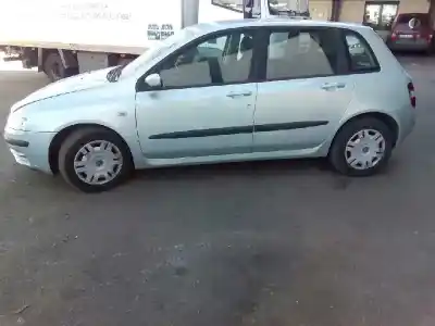 Veicolo di demolizione fiat stilo (192) 1.9 jtd cat dell'anno 2003 alimentato 192a1000