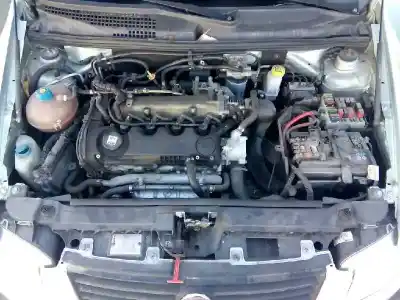 Veicolo di demolizione fiat stilo (192) 1.9 jtd cat dell'anno 2003 alimentato 192a1000