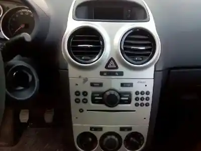 Veicolo di demolizione opel corsa d (s07) 1.3 cdti (l08 l68) dell'anno 2008 alimentato z13dth