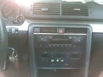 Veicolo di demolizione audi a4 avant (8e) 2.0 tdi dell'anno 2005 alimentato blb