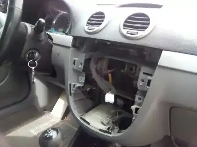 Verschrottungsfahrzeug daewoo lacetti 1.6 cat des jahres 2004 angetrieben f16d3