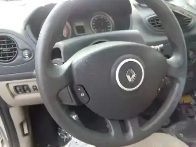 Veículo de Sucata renault clio iii expression do ano 2007 alimentado k9k t7