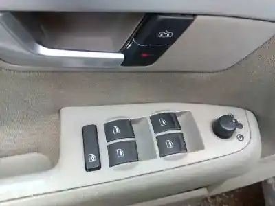 Scrapping Vehicle audi a4 berlina (8e) 2.0 tdi 16v (103kw) of the year 2006 powered bre