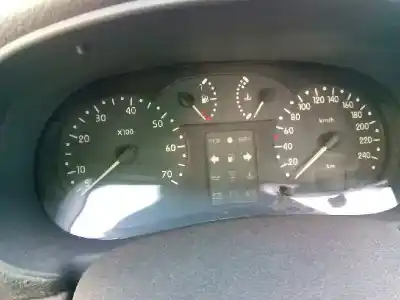 Здавання транспортного засобу renault clio ii fase i (b/cbo) 1.9 dti diesel 80 cv / 59 kw року 2000 потужний f9q h7