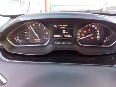 Scrapping Vehicle peugeot 208 active of the year 2012 powered hm01