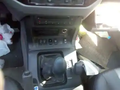 Здавання транспортного засобу mitsubishi montero (v60/v70) 3.2 di-d avance року 2001 потужний 4m41 121kw