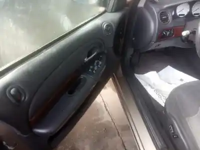 Veicolo di demolizione chrysler 300 m (lr) 2.7 cat dell'anno 1999 alimentato eer