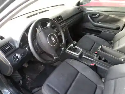 Scrapping Vehicle audi a4 avant (8e) 1.9 tdi (96kw) of the year 2004 powered awx