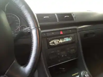 Scrapping Vehicle audi a4 avant (8e) 1.9 tdi (96kw) of the year 2004 powered awx