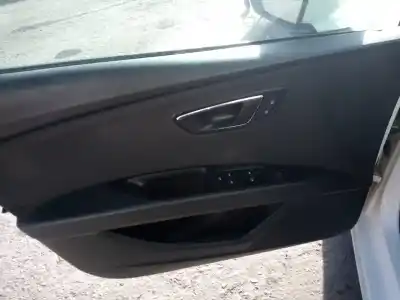 Veículo de Sucata seat leon (5f1) 1.6 tdi do ano 2016 alimentado cxx Veículo de Sucata seat leon (5f1) 1.6 tdi do ano 2016 alimentado cxx