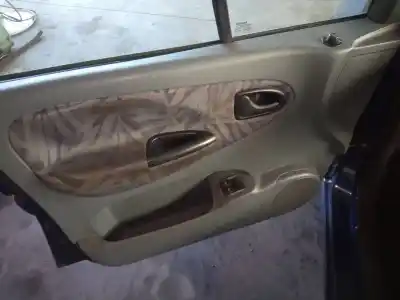 Здавання транспортного засобу renault megane i scenic (ja0) 1.6 року 1998 потужний k7m