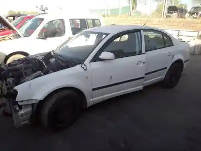 Veículo de Sucata skoda superb (3u4) 1.9 tdi do ano 2007 alimentado bsv