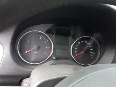 Здавання транспортного засобу citroen c-elysée 1.2 12v vti року 2016 потужний hm01