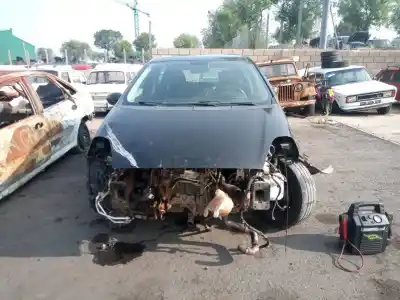 Veicolo di demolizione fiat punto (evo) (199) dynamic dell'anno 2014 alimentato 199a9000