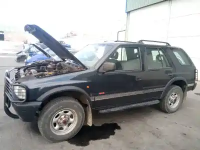Veicolo di demolizione opel frontera a 2.5 turbodiesel dell'anno 1997 alimentato vm41b