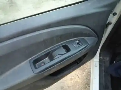 Veículo de Sucata fiat doblo cargo 1.3 16v jtd cat do ano 2011 alimentado 263a2000