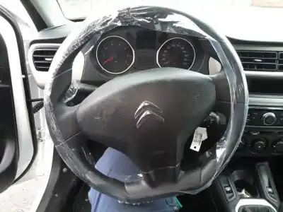 Здавання транспортного засобу citroen c-elysée 1.2 12v vti року 2016 потужний hm01