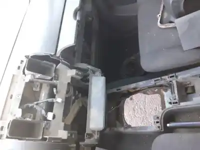 Здавання транспортного засобу nissan navara pick-up (d40m) 2.5 dci diesel cat року 2007 потужний yd25