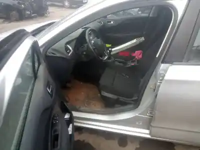 Veicolo di demolizione citroen c4 lim. 1.6 hdi fap dell'anno 2010 alimentato 9h06