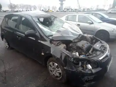 Veículo de Sucata hyundai i30 (fd) 1.4 do ano 2008 alimentado g4fa (77 kw)