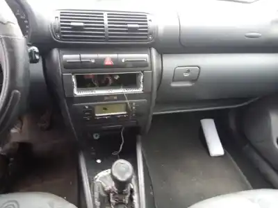 Veículo de Sucata seat leon (1m1) 1.9 tdi do ano 2000 alimentado ahf