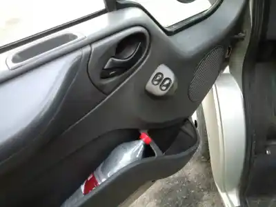 Verschrottungsfahrzeug ford transit caja cerrada, corta (fy) 2.0 td cat des jahres 2001 angetrieben d3fa